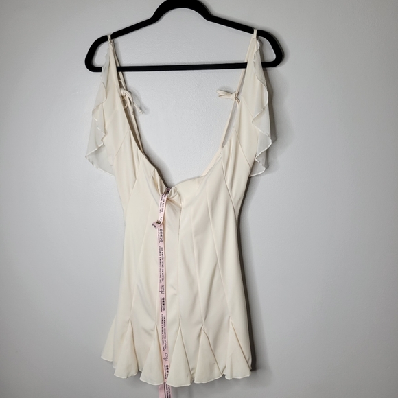 Oh Polly Mini Dress - Picture 5 of 7